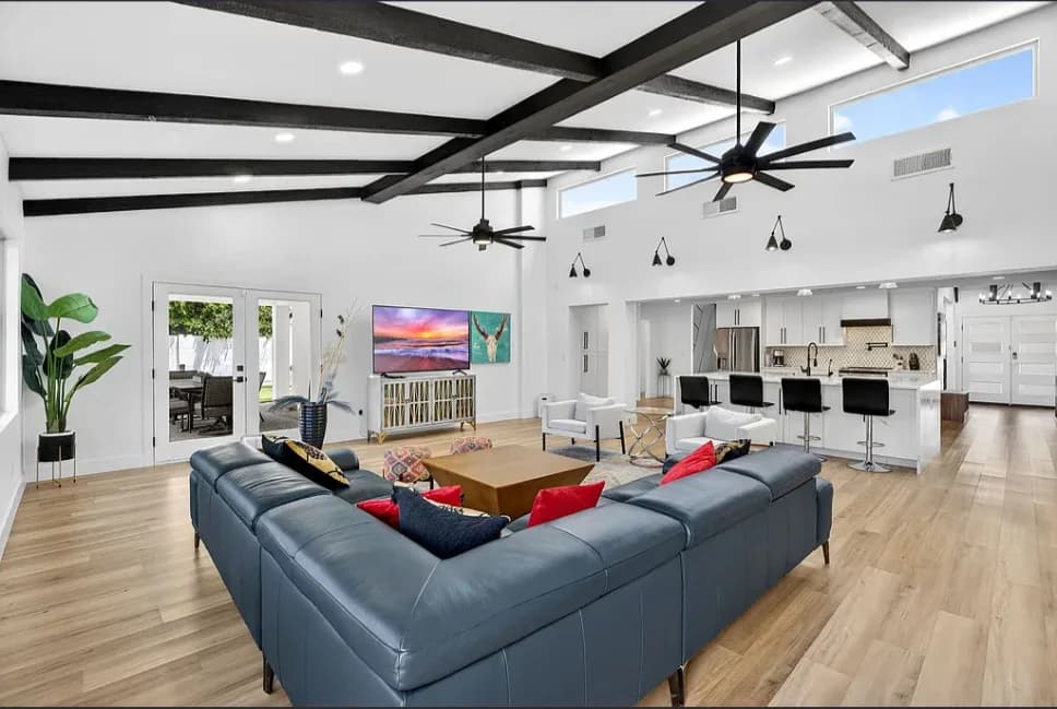 Modern Top Gun: Heated Pool, Games & Resort Oasis